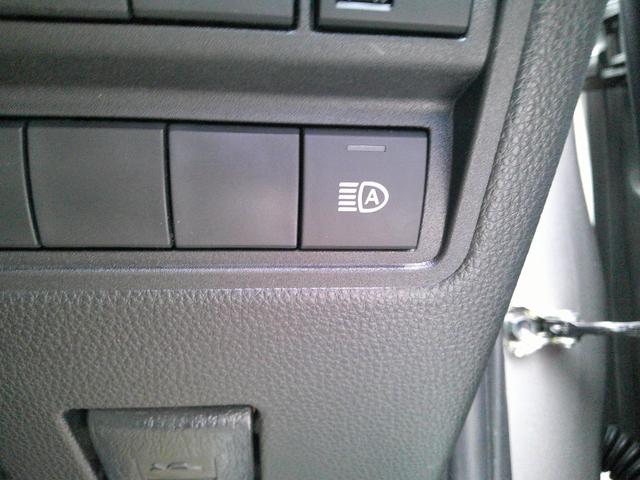 ヤリス ハイブリッドＸ　禁煙車　メーカー保証付　レーダークルコン　踏み間違い防止　障害物センサー　オートライト　Ａハイビーム　純正ディスプレイオーディオナビ　バックカメラ（15枚目）