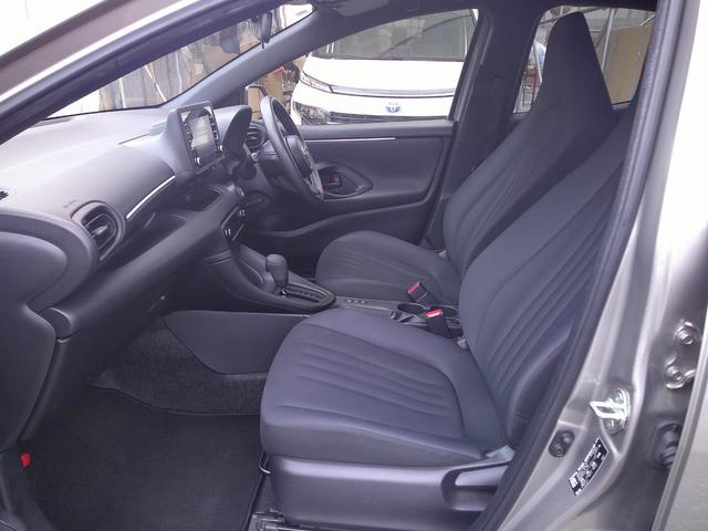 ヤリス ハイブリッドＸ　禁煙車　メーカー保証付　レーダークルコン　踏み間違い防止　障害物センサー　オートライト　Ａハイビーム　純正ディスプレイオーディオナビ　バックカメラ（19枚目）