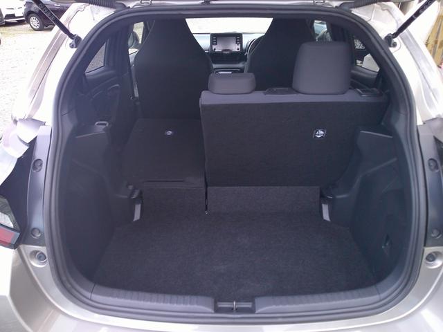 ヤリス ハイブリッドＸ　禁煙車　メーカー保証付　レーダークルコン　踏み間違い防止　障害物センサー　オートライト　Ａハイビーム　純正ディスプレイオーディオナビ　バックカメラ（22枚目）