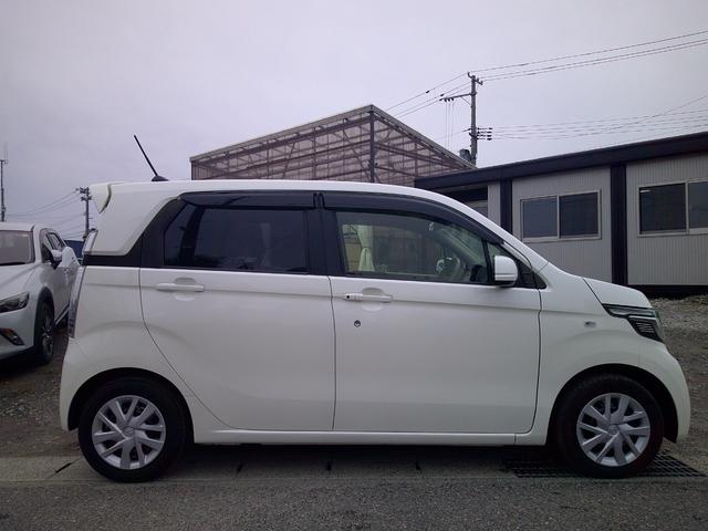 N-WGN Gコンフォートパッケージ ワンオーナー禁煙車 衝突軽減ブレーキ HIDライト オートライト シートヒーター 純正ナビ(6枚目)