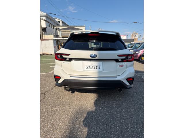 レヴォーグ STIスポーツ EX 4WD STIスポーツEX 新品タイヤ/保証書/純正 SDナビ/衝突安全装置/シートヒーター/車線逸脱防止支援システム/シート フルレザー/パーキングアシスト/電動バックドア 革シート(3枚目)