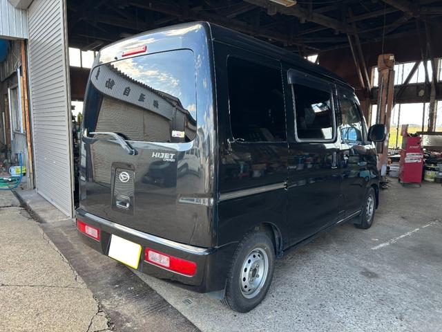 ハイゼットカーゴ クルーズ ナビ ドライブレコーダー 切替4WD 両側スライドドア 電動格納ミラー パワーステアリング パワーウィンドウ エアコン 運転席エアバック 助手席エアバック 天井収納(9枚目)
