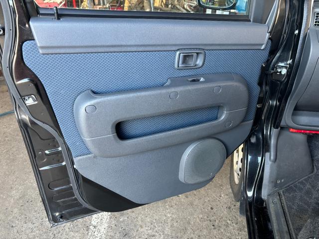 ハイゼットカーゴ クルーズ ナビ ドライブレコーダー 切替4WD 両側スライドドア 電動格納ミラー パワーステアリング パワーウィンドウ エアコン 運転席エアバック 助手席エアバック 天井収納(24枚目)