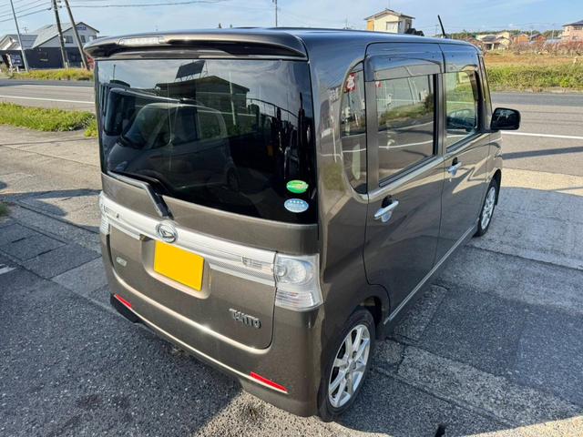 タント カスタムＸ（4枚目）