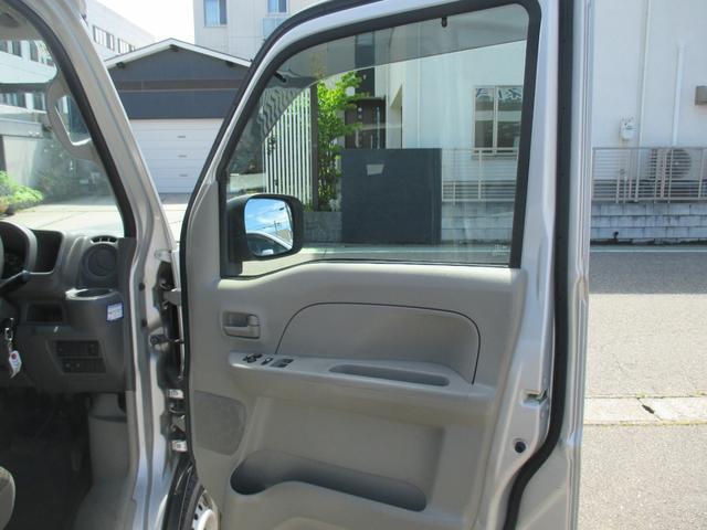 エブリイ ＰＣリミテッド　■車検Ｒ８／１１■純正ナビ・フルセグＴＶ■レーダーブレーキサポート付■ドラレコ■スタッドレスタイヤ有（8枚目）