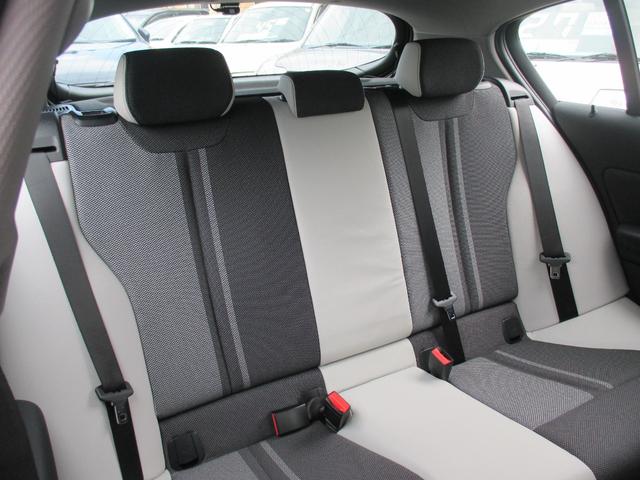 1シリーズ 118i スタイル 1500ccターボ 純正ナビ DVD CD USB Bkuetooth バックカメラ クルーズコントロール ハーフレザーシート 前後ドライブレコーダー ETC 純正15AW 記録簿 取扱説明書 保証書(35枚目)