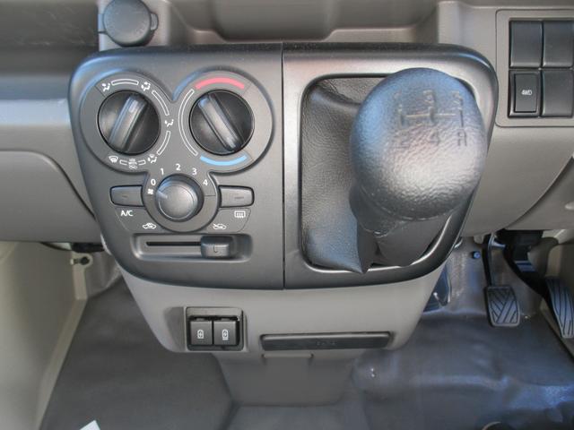 エブリイ ＰＡリミテッド　ワンオーナー　車検Ｒ８年８月　衝突軽減ブレーキ　パワーウインドウ　キーレス（7枚目）