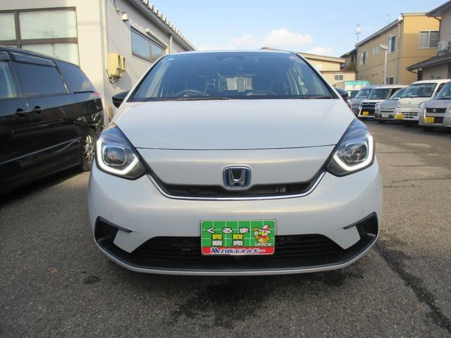 フィット e:HEVホーム 20周年特別仕様車 メゾン 4WD 特別仕様車メゾン ホンダセンシング 純正ナビ フルセグTV DVD CD Bluetooth 前後ドラレコ LED ETC 純正16アルミ スタッドレス有 ワンオーナー 記録簿 取説 保証書(7枚目)