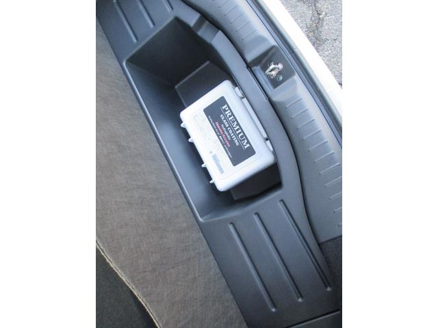 フィット e:HEVホーム 20周年特別仕様車 メゾン 4WD 特別仕様車メゾン ホンダセンシング 純正ナビ フルセグTV DVD CD Bluetooth 前後ドラレコ LED ETC 純正16アルミ スタッドレス有 ワンオーナー 記録簿 取説 保証書(33枚目)