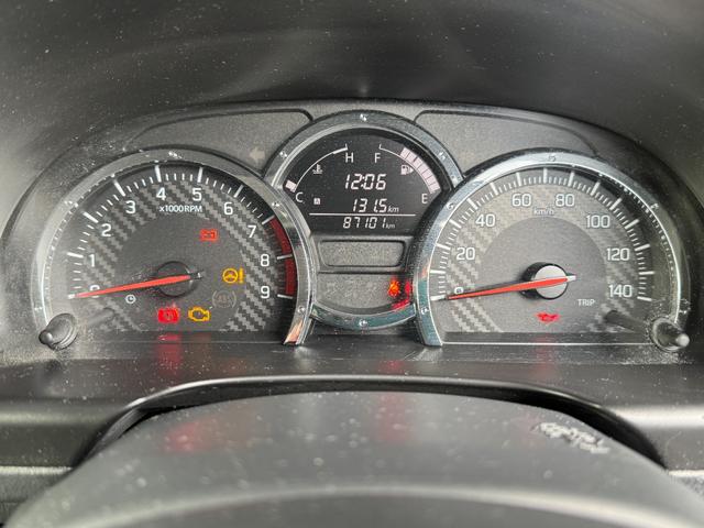 ジムニー ランドベンチャー　ワンオーナー　ターボ　５ＭＴ　ケンウッドワンセグナビ　ドライブレコーダー　バックカメラ　ＥＴＣ　モンスタースポーツハイトアップスプリング　リングイルミ付フォグランプ　フロントアンダーガーニッシュ（5枚目）