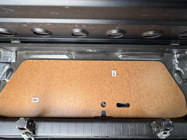 ジムニー ランドベンチャー　ワンオーナー　ターボ　５ＭＴ　ケンウッドワンセグナビ　ドライブレコーダー　バックカメラ　ＥＴＣ　モンスタースポーツハイトアップスプリング　リングイルミ付フォグランプ　フロントアンダーガーニッシュ（29枚目）