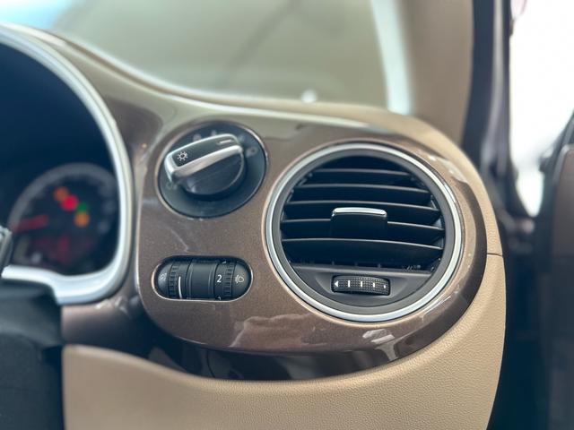 ザ・ビートル チョコ　スマートキー　カーナビ　ＣＤ　ＤＶＤ　ＴＶ　Ｂｌｕｅｔｏｏｔｈ　バックカメラ　ドライブレコーダー　盗難防止システム　ＡＢＳ　パワーウィンドウ　パワーステアリング（16枚目）