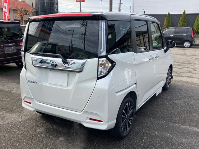 ルーミー カスタムＧ－Ｔ　登録済未使用車　衝突被害軽減システム　パノラミックビュー　コンフォートＰＫＧ　両側電動スライドドア　シートヒーター　メーカー保証５年１０万キロ（8枚目）