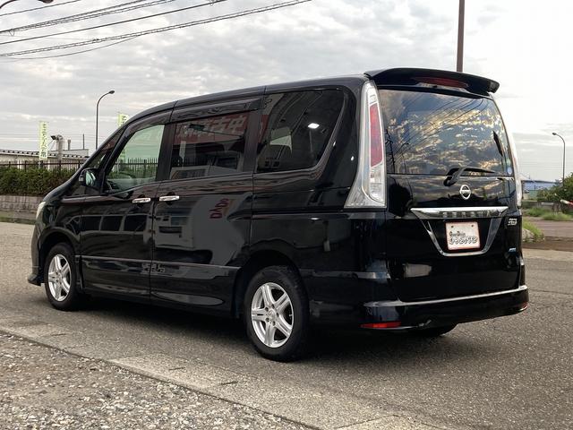 セレナ ハイウェイスター　４ＷＤ　車検２年　バックカメラ　クルーズコントロール　オートライト　パワースライドドア　ＥＴＣ　スマートキー　オートエアコン（8枚目）