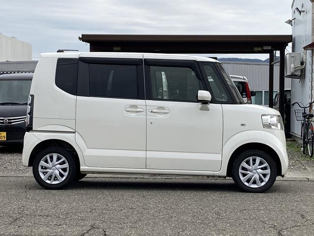 Ｎ－ＢＯＸ Ｇ・Ｌパッケージ　４ＷＤ　車検２年　ナビ　バックカメラ　ワンセグＴＶ　アイドリングストップ　ＥＴＣ　片側パワースライドドア　オートエアコン（5枚目）