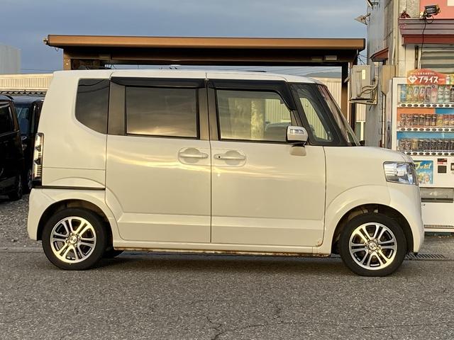 Ｎ－ＢＯＸ Ｇ　ＳＳパッケージ　車検Ｒ８／３　ナビ　Ｂｌｕｅｔｏｏｔｈ　バックカメラ　フルセグＴＶ　アイドリングストップ　ＥＴＣ　両側パワースライドドア（5枚目）