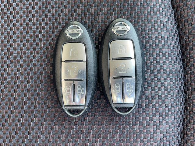 セレナ ハイウェイスターＧ　Ｓ－ハイブリッド　車検２年　ナビ　バックカメラ　Ｂｌｕｅｔｏｏｔｈ　フルセグＴＶ　クルコン　パワースライドドア　アイドリングストップ　ＥＴＣ（17枚目）