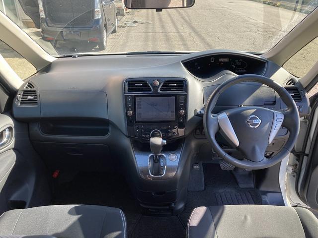 セレナ ライダー　Ｓ－ハイブリッド　車検Ｒ８／９　ナビ　Ｂｌｕｅｔｏｏｔｈ　バックカメラ　フルセグＴＶ　リアモニター　パワースライドドア　ＥＴＣ　オートライト（28枚目）