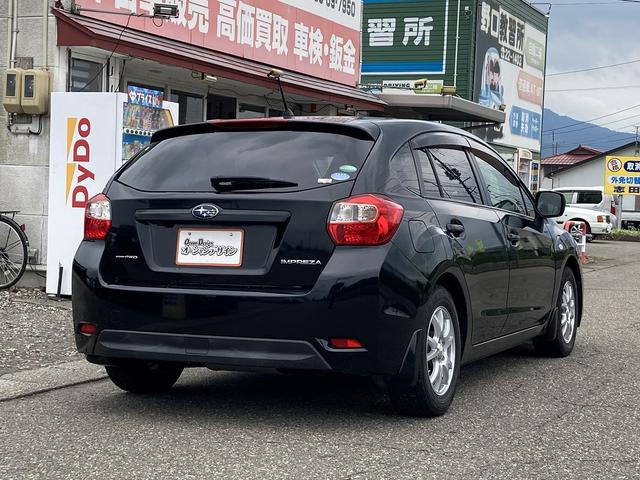 インプレッサスポーツ １．６ｉ－Ｌ　４ＷＤ　車検２年　スマートキー　アイドリングストップ　横滑り防止装置　ＥＴＣ　フロントフォグランプ　オートエアコン　ＨＩＤ（6枚目）