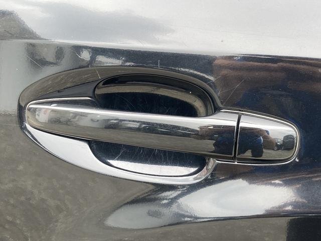 インプレッサスポーツ １．６ｉ－Ｌ　４ＷＤ　車検２年　スマートキー　アイドリングストップ　横滑り防止装置　ＥＴＣ　フロントフォグランプ　オートエアコン　ＨＩＤ（17枚目）