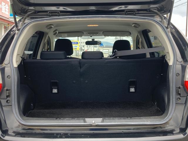 インプレッサスポーツ １．６ｉ－Ｌ　４ＷＤ　車検２年　スマートキー　アイドリングストップ　横滑り防止装置　ＥＴＣ　フロントフォグランプ　オートエアコン　ＨＩＤ（28枚目）