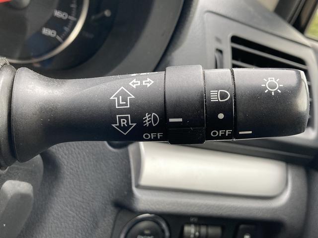 インプレッサスポーツ １．６ｉ－Ｌ　４ＷＤ　車検２年　スマートキー　アイドリングストップ　横滑り防止装置　ＥＴＣ　フロントフォグランプ　オートエアコン　ＨＩＤ（38枚目）