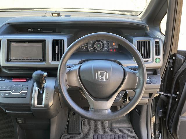 ステップワゴン G Eセレクション 車検2年 ナビ Bluetooth TV アイドリングストップ オートライト リアモニター 両側パワースライドドア ETC(31枚目)