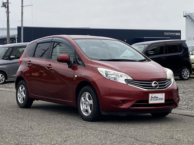 ノート Ｘ　ＦＯＵＲ　４ＷＤ　車検２年　ナビ　バックカメラ　Ｂｌｕｅｔｏｏｔｈ　ＴＶ　スマートキー　ドライブレコーダー　エンジンスターター　アルミ（3枚目）