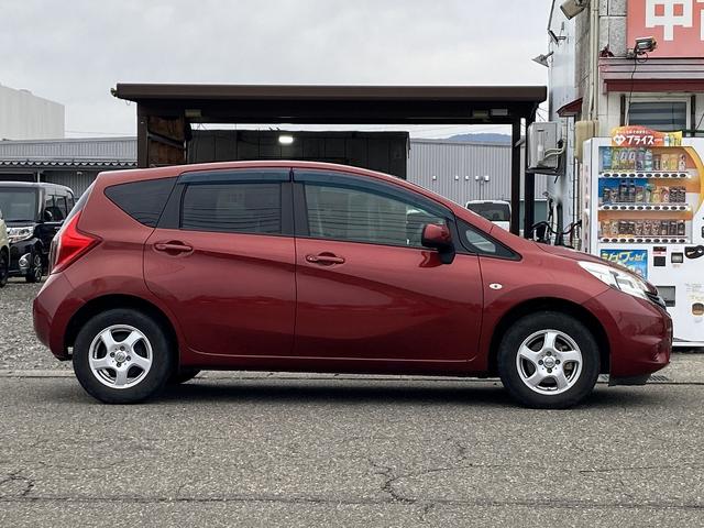 ノート Ｘ　ＦＯＵＲ　４ＷＤ　車検２年　ナビ　バックカメラ　Ｂｌｕｅｔｏｏｔｈ　ＴＶ　スマートキー　ドライブレコーダー　エンジンスターター　アルミ（5枚目）