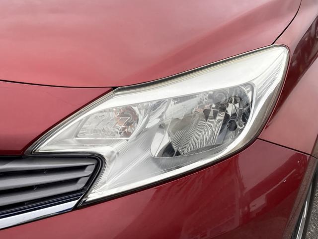 ノート Ｘ　ＦＯＵＲ　４ＷＤ　車検２年　ナビ　バックカメラ　Ｂｌｕｅｔｏｏｔｈ　ＴＶ　スマートキー　ドライブレコーダー　エンジンスターター　アルミ（11枚目）