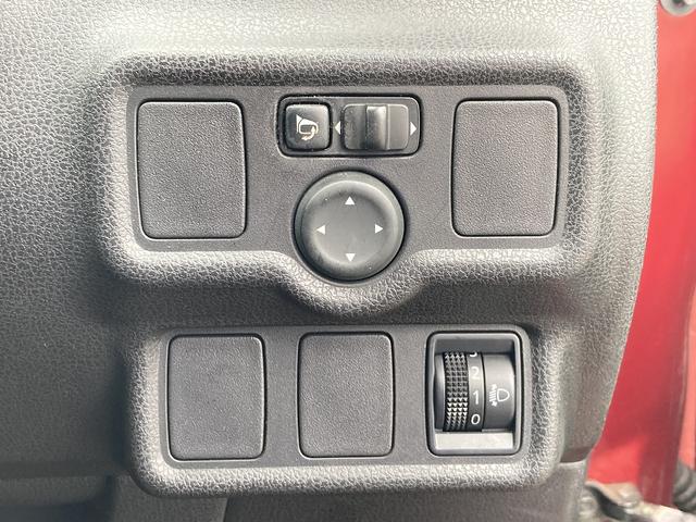 ノート Ｘ　ＦＯＵＲ　４ＷＤ　車検２年　ナビ　バックカメラ　Ｂｌｕｅｔｏｏｔｈ　ＴＶ　スマートキー　ドライブレコーダー　エンジンスターター　アルミ（37枚目）