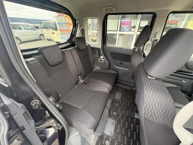 スペーシアカスタム ＴＳ　レーダーブレーキサポート　４ＷＤ　車検２年　ターボ　ナビ　スマートキー　ＣＤ　ＤＶＤ　アイドリングストップ　両側電動スライドドア（12枚目）