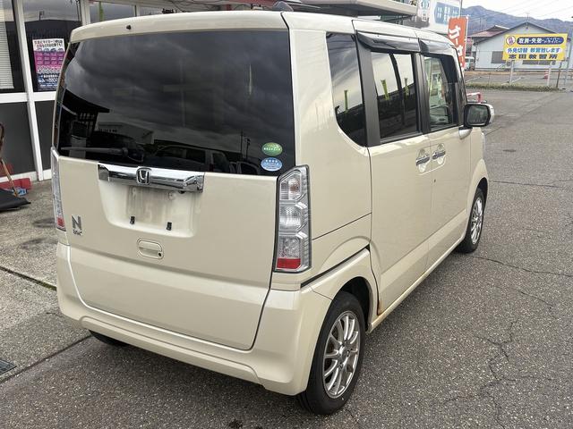 Ｎ－ＢＯＸ 　車検２年　ナビ　スマートキー　ＣＤ　ＤＶＤ　アイドリングストップ　両側スライドドア　ベンチシート（6枚目）