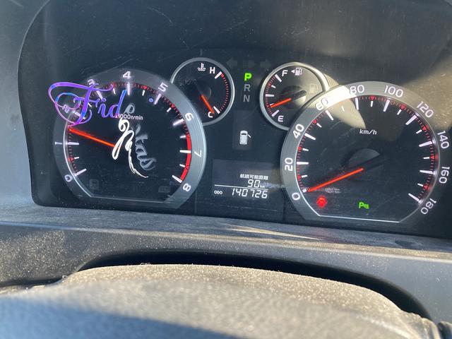 ご来店されたお客様に詳しくお話をさせて頂くために、「修復歴の有無」「不具合箇所の確認」「セールスポイント」等のご案内を行っておりますので、より安心してお乗りいただけるお車となります。