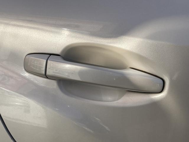 インプレッサスポーツ ２．０ｉアイサイト　４ＷＤ　車検２年　パドルシフト　クルーズコントロール　キーレス　オートエアコン　アイドリングストップ　横滑り防止装置　アルミ（14枚目）