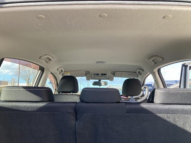 インプレッサスポーツ ２．０ｉアイサイト　４ＷＤ　車検２年　パドルシフト　クルーズコントロール　キーレス　オートエアコン　アイドリングストップ　横滑り防止装置　アルミ（27枚目）