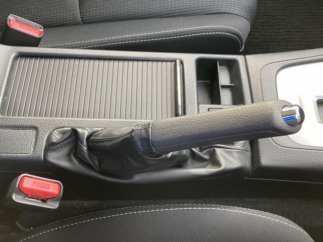 インプレッサスポーツ ２．０ｉアイサイト　４ＷＤ　車検２年　パドルシフト　クルーズコントロール　キーレス　オートエアコン　アイドリングストップ　横滑り防止装置　アルミ（40枚目）