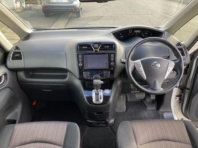 セレナ ハイウェイスター　Ｖセレクション＋セーフティＩＩ　車検２年　ナビ　Ｂｌｕｅｔｏｏｔｈ付き　バックカメラ　全方位カメラ　クルーズコントロール　フリップダウン　レーンキープアシスト　アイドリングストップ　ＥＴＣ　横滑り防止装置（29枚目）