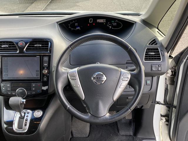 セレナ ハイウェイスター　Ｖセレクション＋セーフティＩＩ　車検２年　ナビ　Ｂｌｕｅｔｏｏｔｈ付き　バックカメラ　全方位カメラ　クルーズコントロール　フリップダウン　レーンキープアシスト　アイドリングストップ　ＥＴＣ　横滑り防止装置（32枚目）