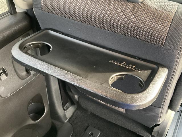 セレナ ハイウェイスター　Ｖセレクション＋セーフティＩＩ　車検２年　ナビ　Ｂｌｕｅｔｏｏｔｈ付き　バックカメラ　全方位カメラ　クルーズコントロール　フリップダウン　レーンキープアシスト　アイドリングストップ　ＥＴＣ　横滑り防止装置（33枚目）