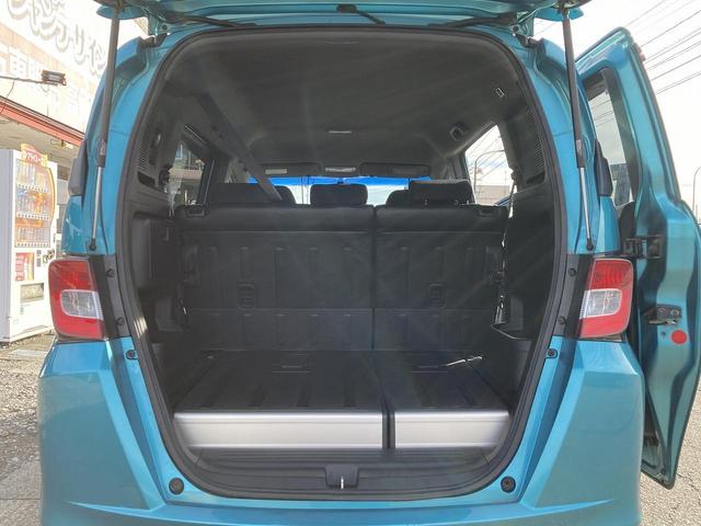 フリードスパイク Ｇ　ジャストセレクション　車検２年　ナビ　Ｂｌｕｅｔｏｏｔｈ付き　バックカメラ　オートエアコン　オートライト　ＥＴＣ　横滑り防止装置　片側電動スライドドア　キーレス　アルミホイール（24枚目）