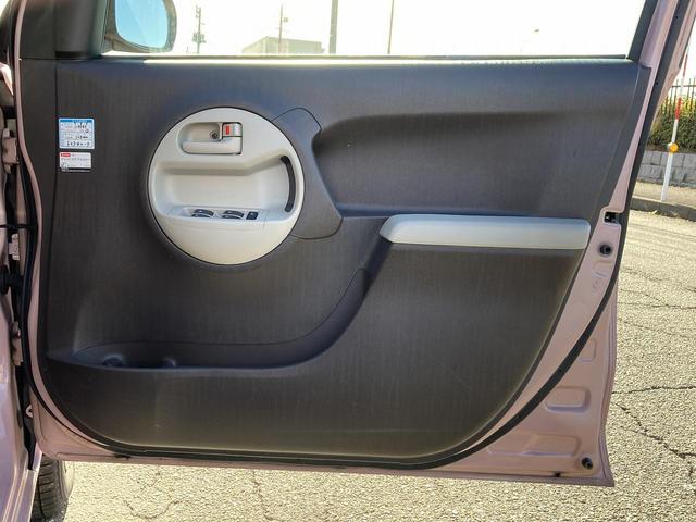 パッソ プラスハナ　車検２年　ナビ　Ｂｌｕｅｔｏｏｔｈ付き　バックカメラ　ＥＴＣ　オートエアコン　フォグランプ　横滑り防止装置　キーレス　パワステ　ベンチシート（22枚目）