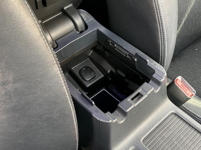 インプレッサスポーツ 1.6i-S 車検2年 ナビ Bluetooth付き バックカメラ オートエアコン 横滑り防止装置 アイドリングストップ スマートキー プッシュスタート アルミ フォグランプ(48枚目)