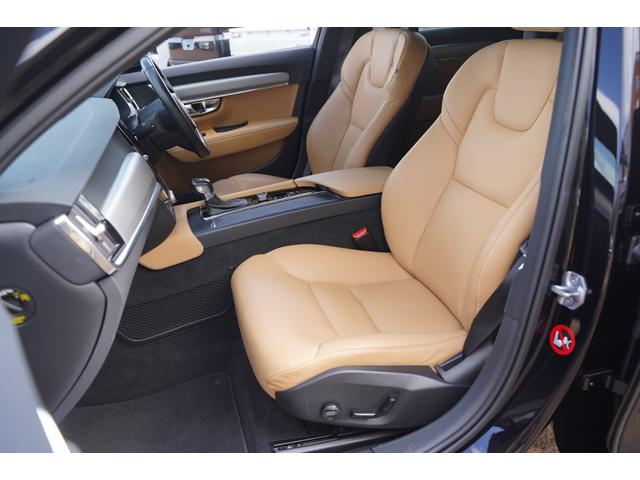 Ｖ９０ Ｔ５　モメンタム　純正１８インチアルミ夏タイヤ・冬タイヤ　黒革シート　前席パワーシート　前席シートヒーター　全周囲カメラ　レーダークルーズコントロール　コーナーセンサー　スマートキー　デュアルオートエアコン　ＬＥＤ（35枚目）