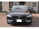 Ｖ９０ Ｔ５　モメンタム　純正１８インチアルミ夏タイヤ・冬タイヤ　黒革シート　前席パワーシート　前席シートヒーター　全周囲カメラ　レーダークルーズコントロール　コーナーセンサー　スマートキー　デュアルオートエアコン　ＬＥＤ（2枚目）