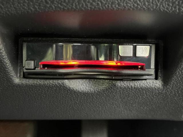 プリウス 4WD A 新品タイヤ/保証書/純正 SDナビ/パーキングアシスト 自動操舵/ドライブレコーダー 前後/ヘッドランプ LED/USBジャック/Bluetooth接続/ETC/ABS/クルーズコントロール 4WD(17枚目)