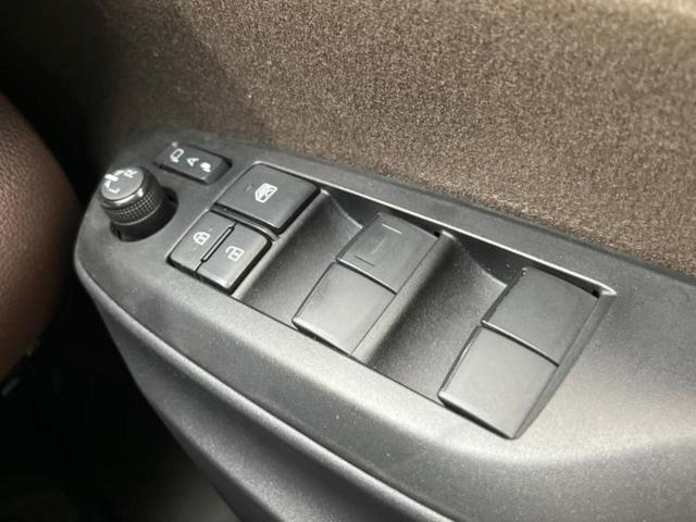 ヤリスクロス 4WDハイブリッドZ 純正エアロ/保証書/純正 8インチ SDナビ/衝突安全装置/シートヒーター/車線逸脱防止支援システム/シート ハーフレザー/ヘッドランプ LED/Bluetooth接続/ETC/EBD付ABS 4WD(28枚目)