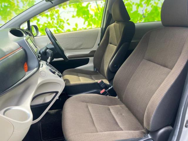 シエンタ ハイブリッドG 新品タイヤ/保証書/純正 SDナビ/衝突安全装置/両側電動スライドドア/シートヒーター 前席/車線逸脱防止支援システム/ドライブレコーダー 前後/Bluetooth接続/ETC/ABS/横滑り防止装置(5枚目)