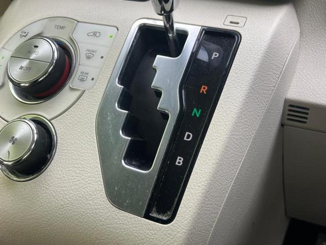 シエンタ ハイブリッドG 新品タイヤ/保証書/純正 SDナビ/衝突安全装置/両側電動スライドドア/シートヒーター 前席/車線逸脱防止支援システム/ドライブレコーダー 前後/Bluetooth接続/ETC/ABS/横滑り防止装置(16枚目)