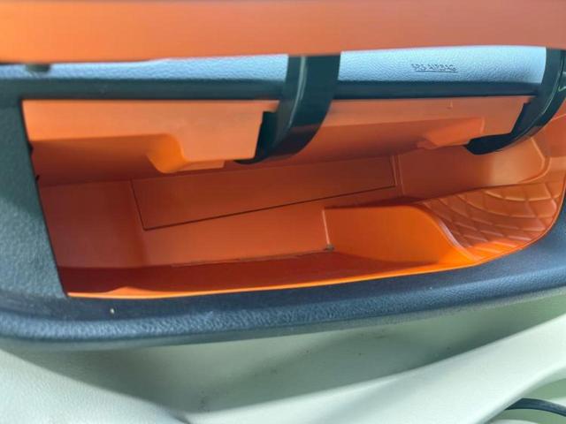 シエンタ ハイブリッドG 新品タイヤ/保証書/純正 SDナビ/衝突安全装置/両側電動スライドドア/シートヒーター 前席/車線逸脱防止支援システム/ドライブレコーダー 前後/Bluetooth接続/ETC/ABS/横滑り防止装置(28枚目)